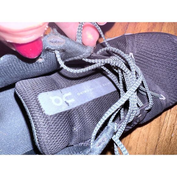 On men’s Cloudstratus original charcoal size 11 - Picture 8 of 10